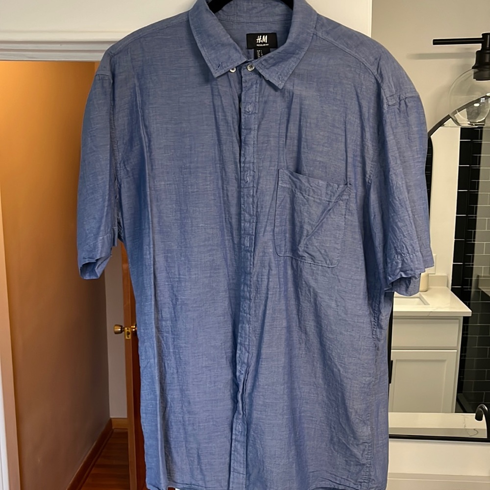 Regular fit button down t shirt